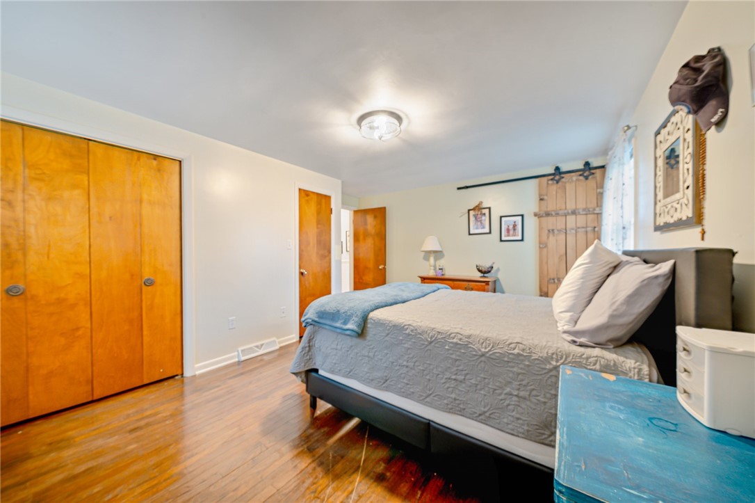 387 Fosterville Rd