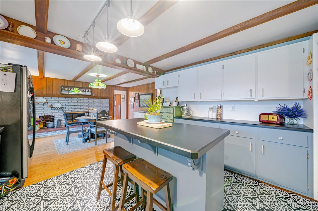 387 Fosterville Rd