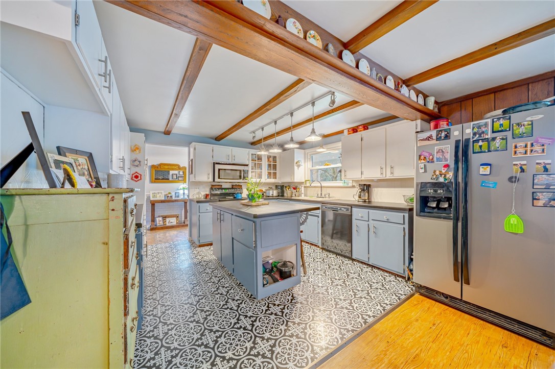 387 Fosterville Rd