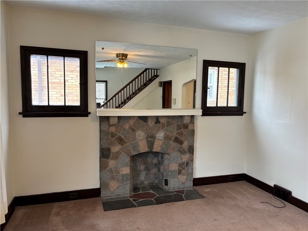 37 Beyrleye Ave