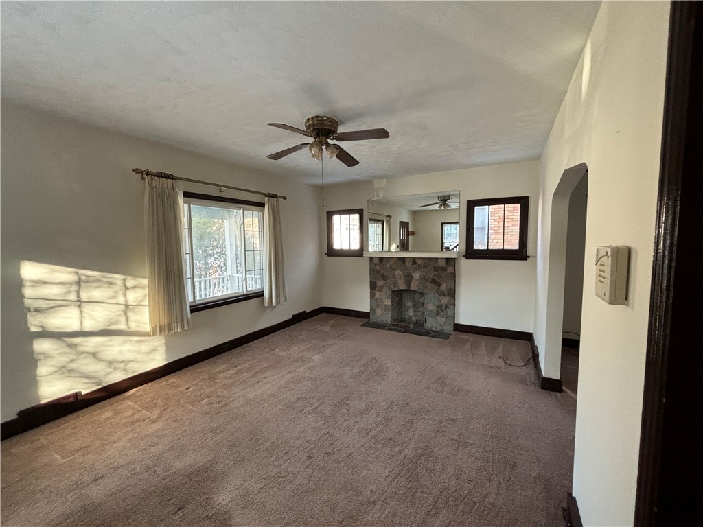 37 Beyrleye Ave