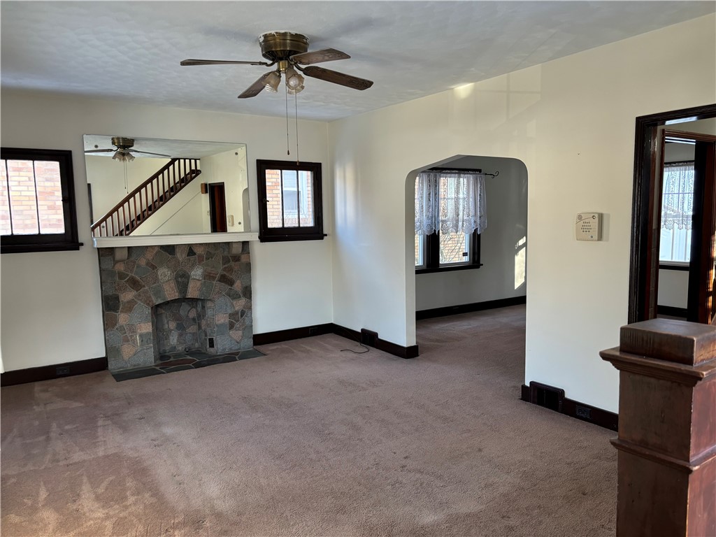 37 Beyrleye Ave