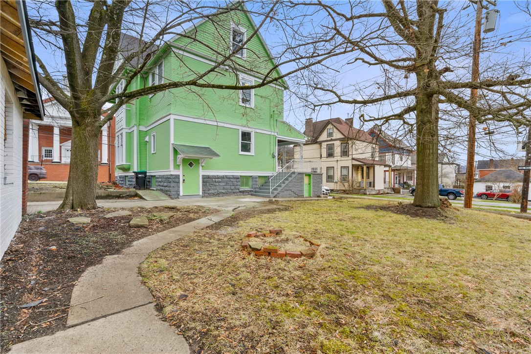 59 Grant Ave