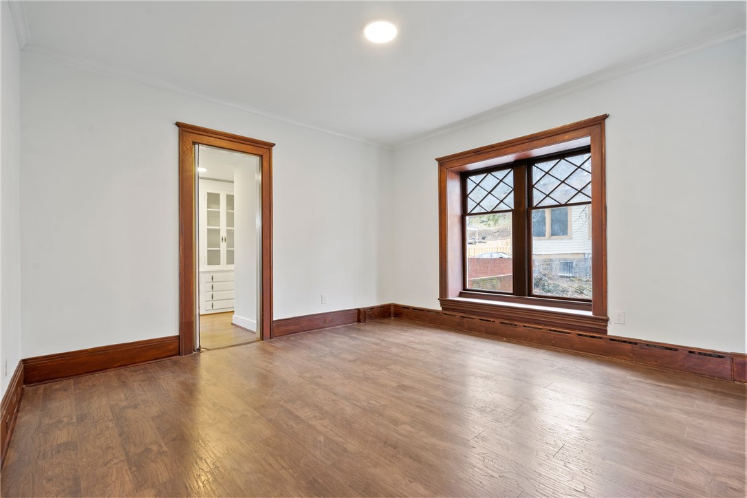 59 Grant Ave