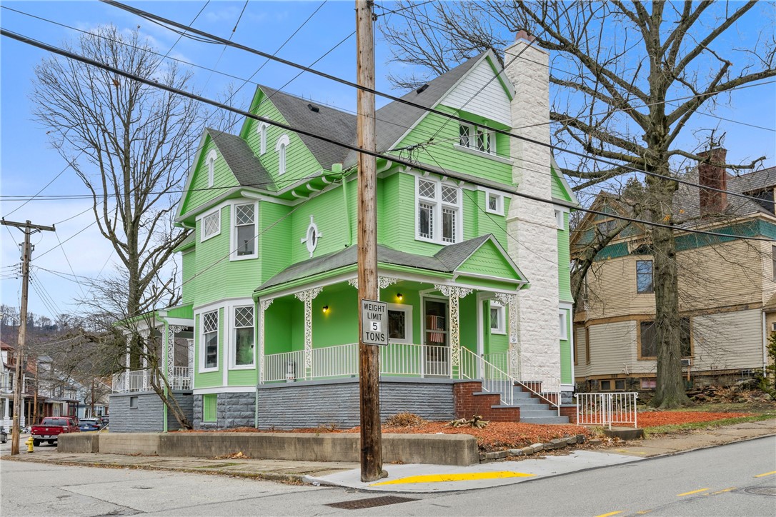 59 Grant Ave