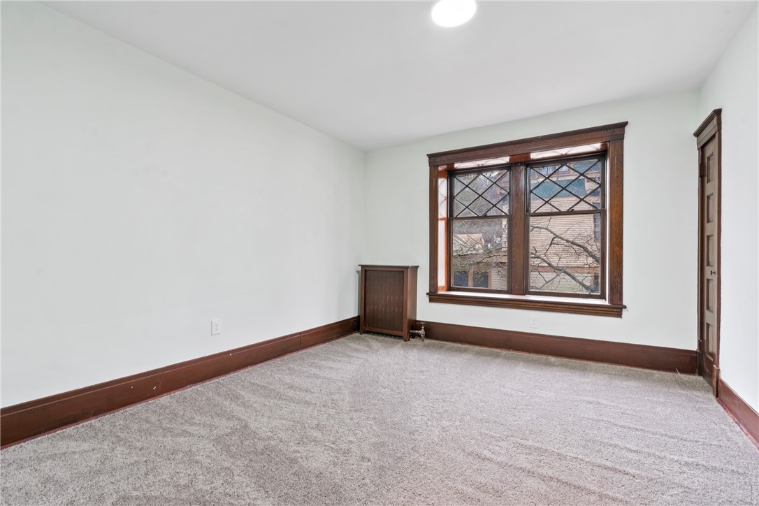 59 Grant Ave