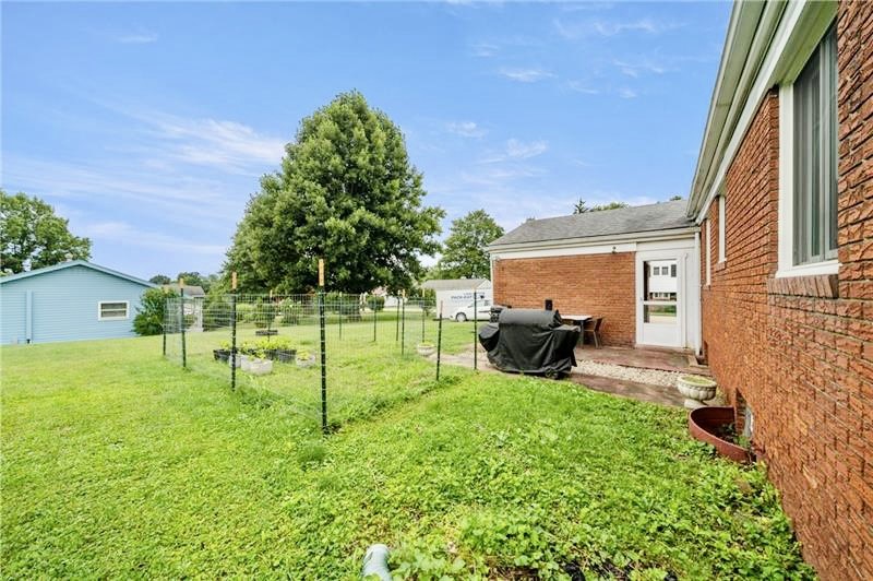 36 Foreman Ave
