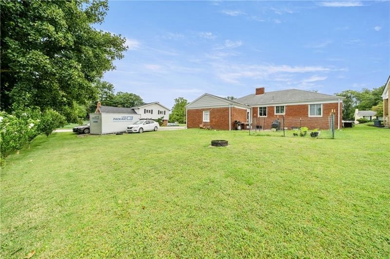 36 Foreman Ave