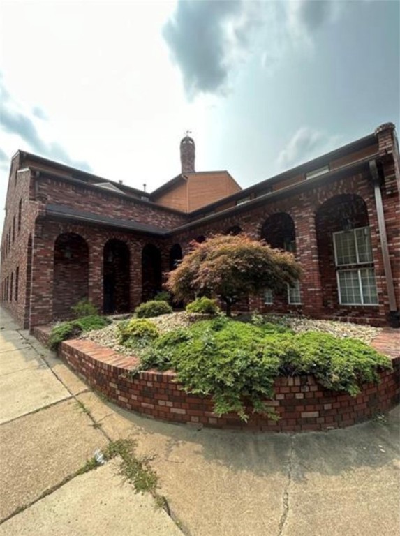 524 W 5th Ave, 1st floor