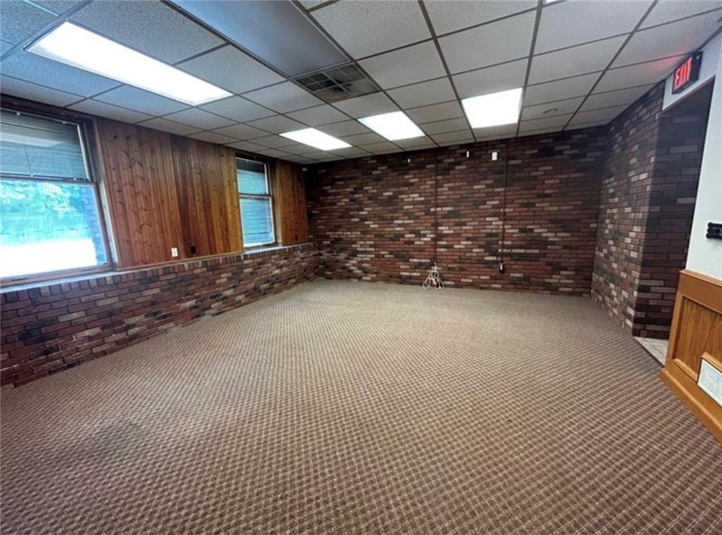 524 W 5th Ave, 1st floor