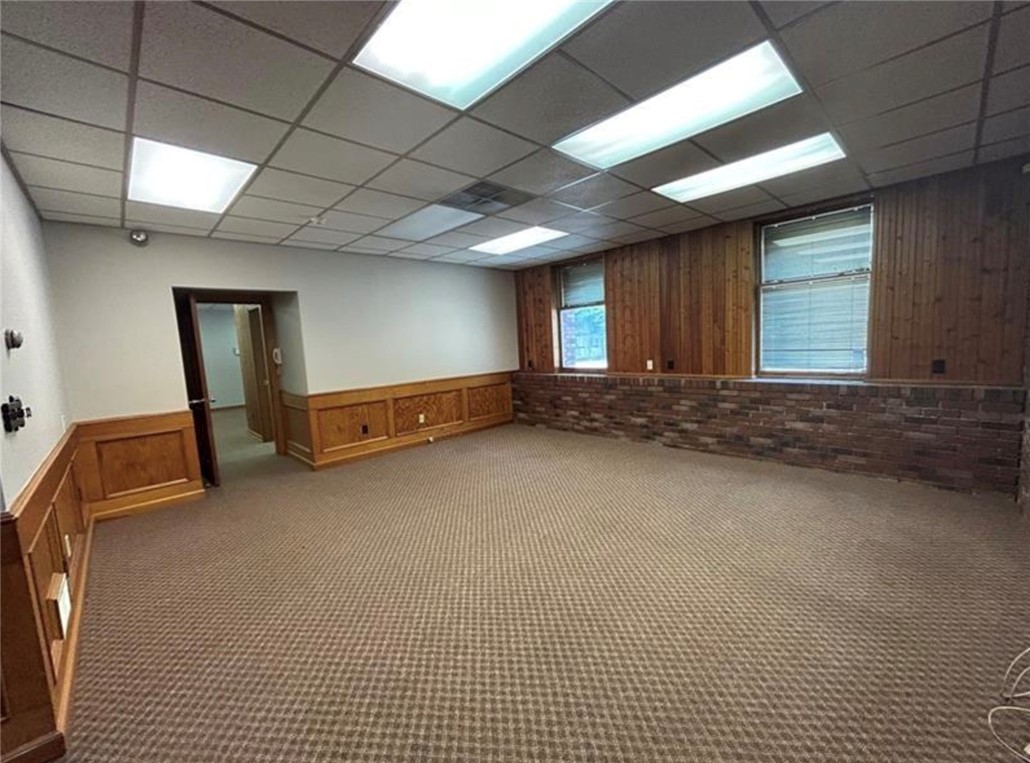 524 W 5th Ave, 1st floor