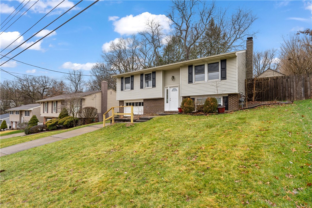 123 Sharbot Dr