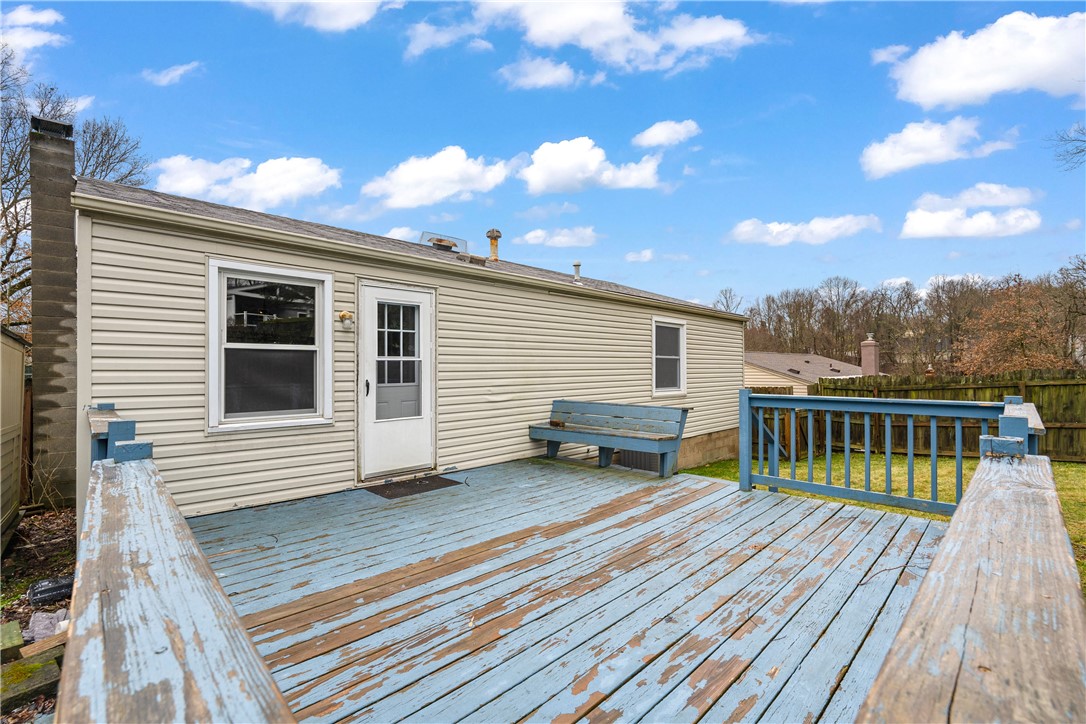 123 Sharbot Dr