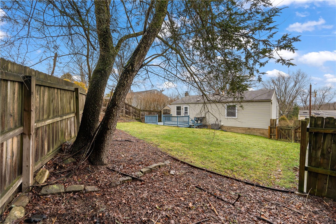 123 Sharbot Dr