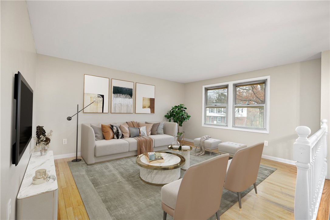 123 Sharbot Dr