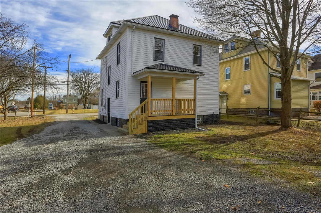 427 Golf Ave