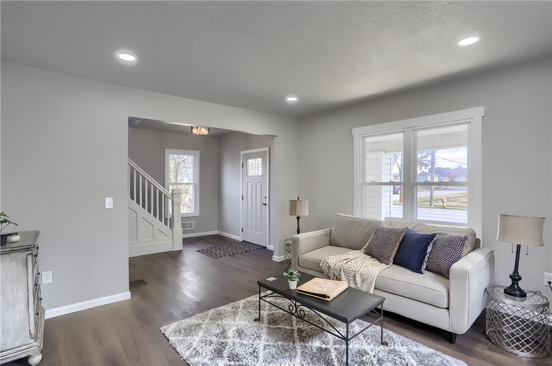 427 Golf Ave