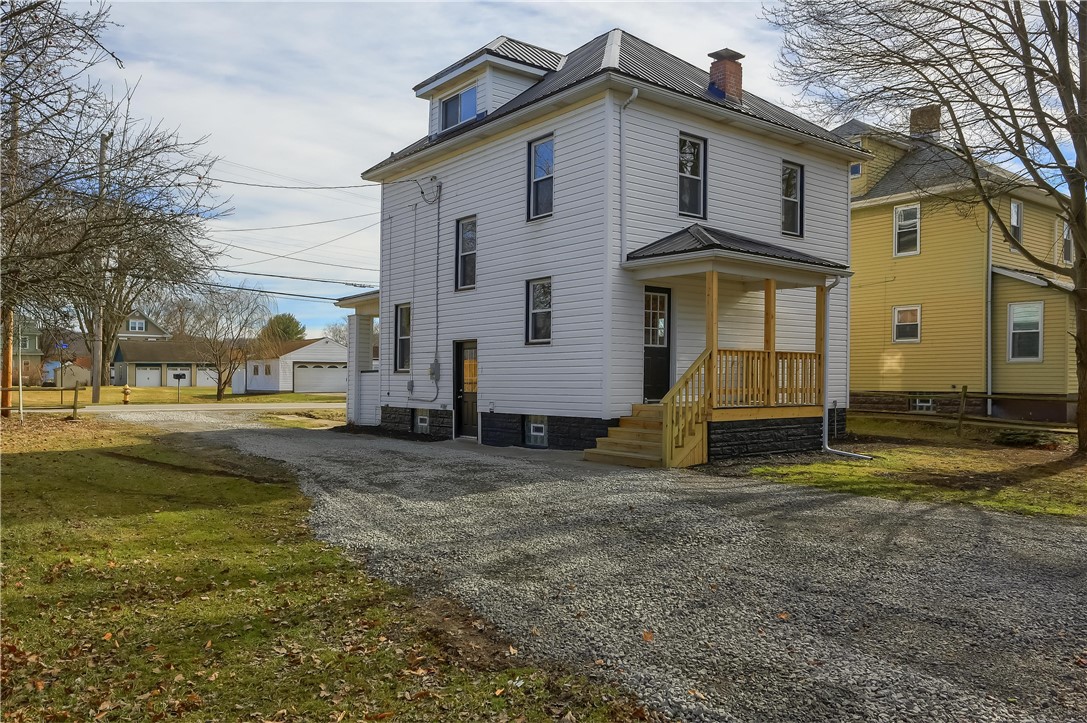 427 Golf Ave
