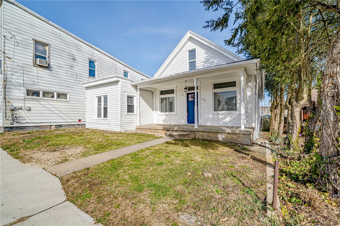 206 Depot St