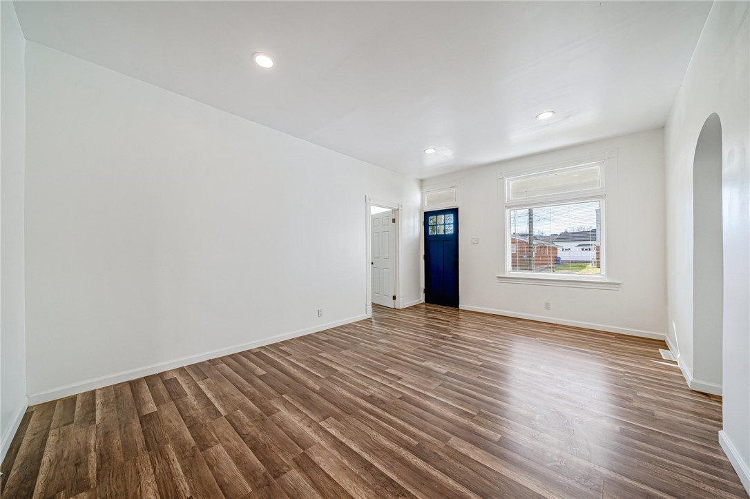206 Depot St