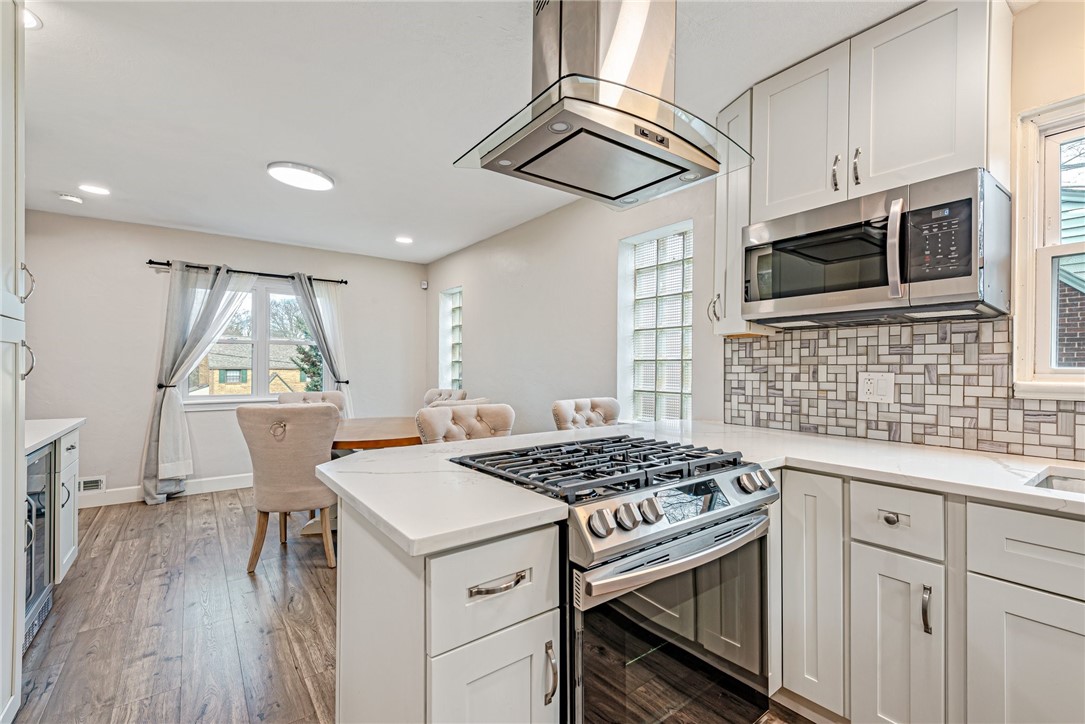 2308 Mcnary Blvd