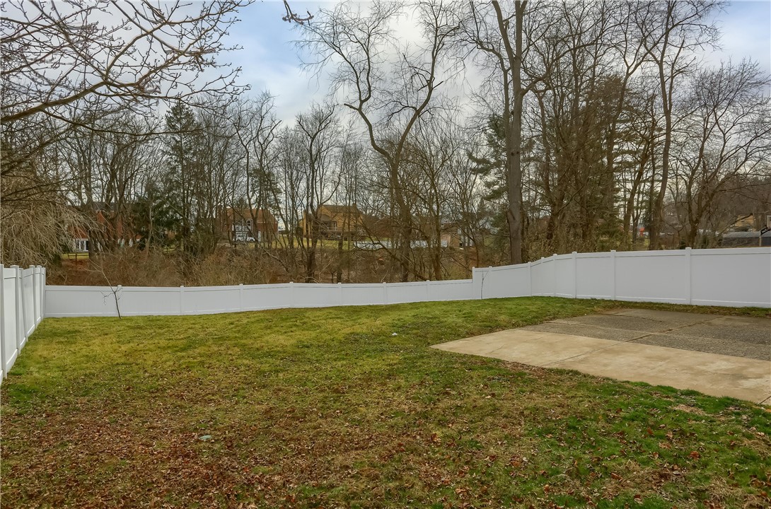 9500 Meadow Rd