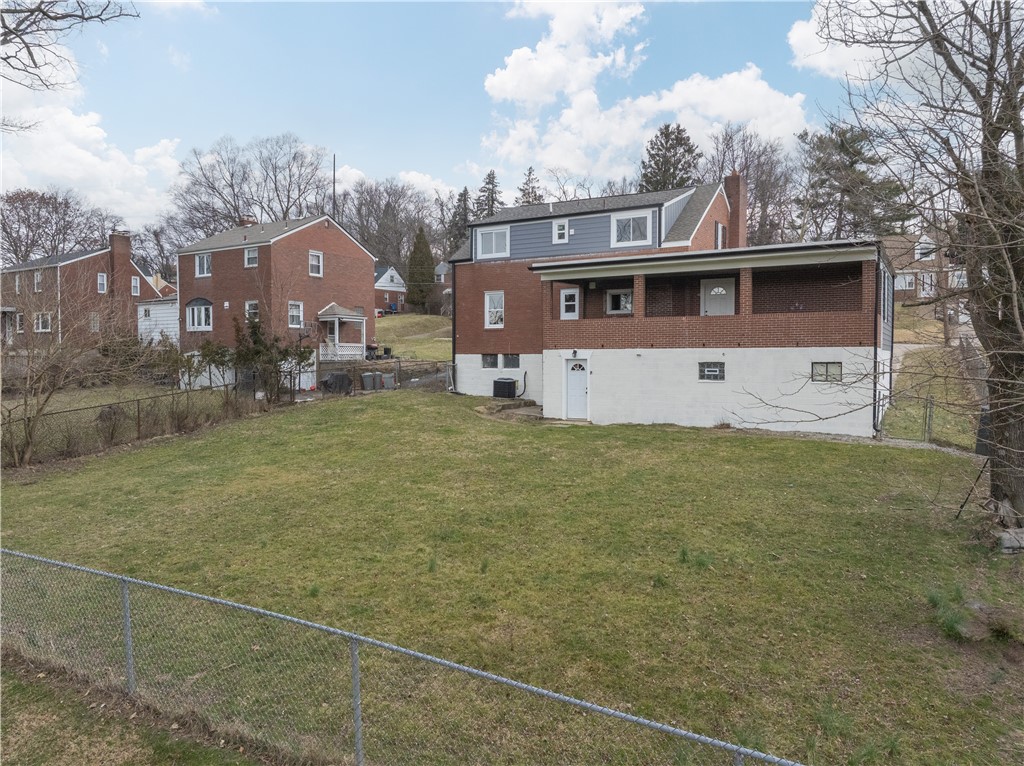 111 Sycamore Dr