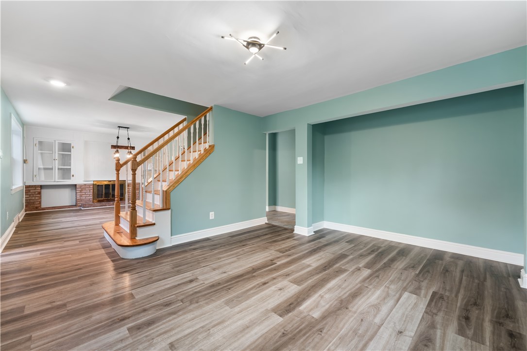 111 Sycamore Dr
