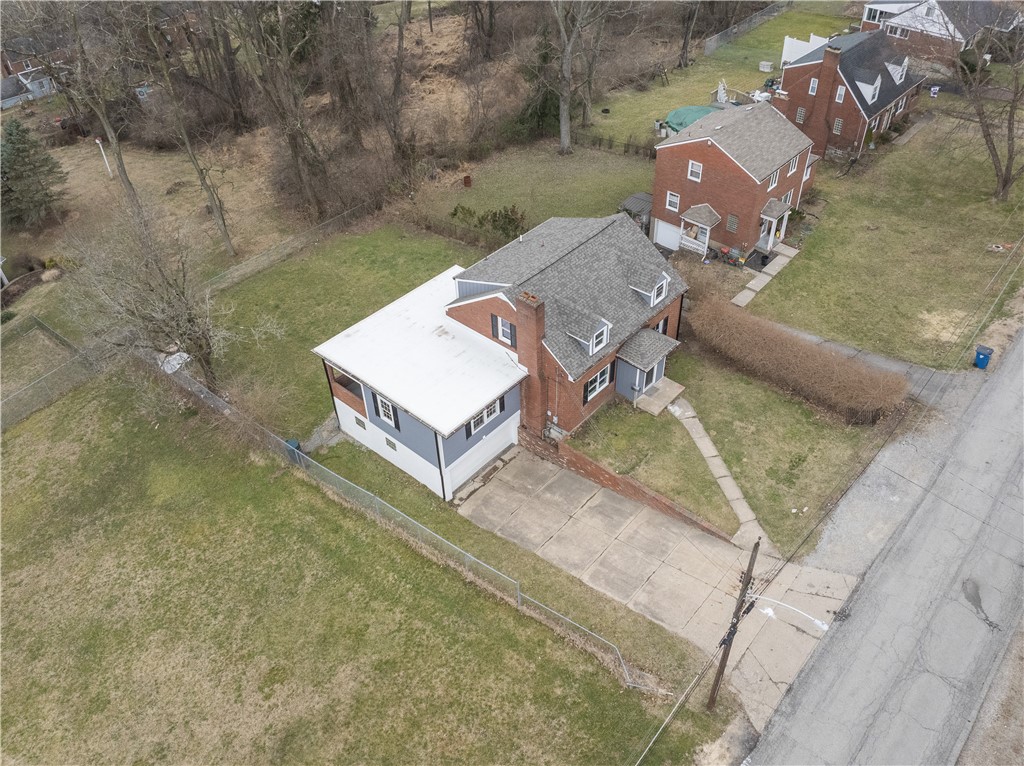 111 Sycamore Dr