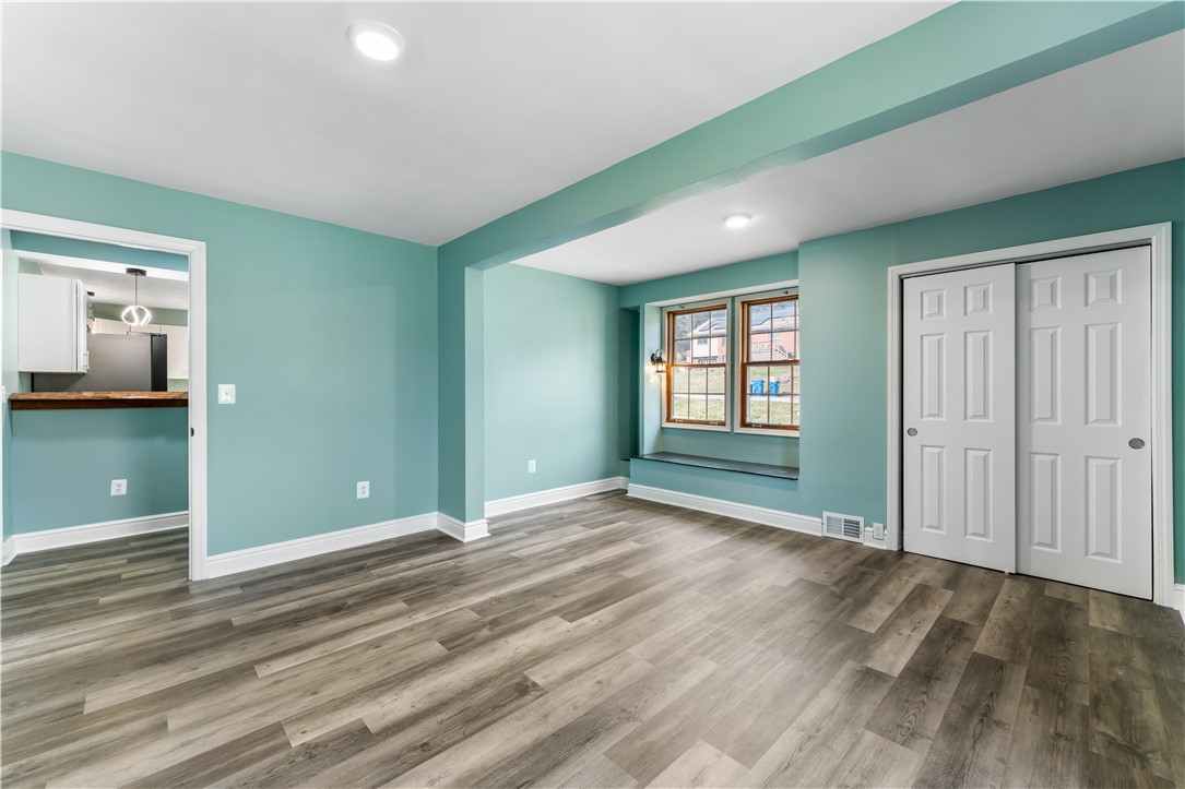 111 Sycamore Dr