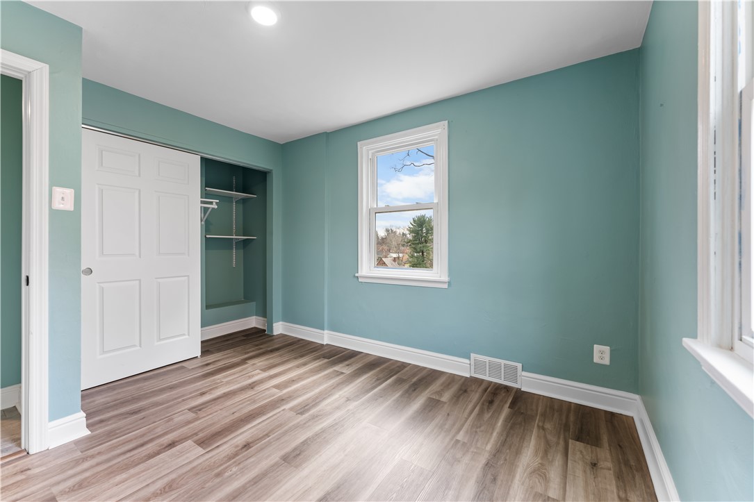 111 Sycamore Dr