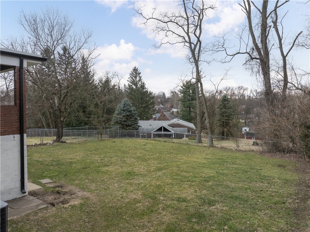 111 Sycamore Dr