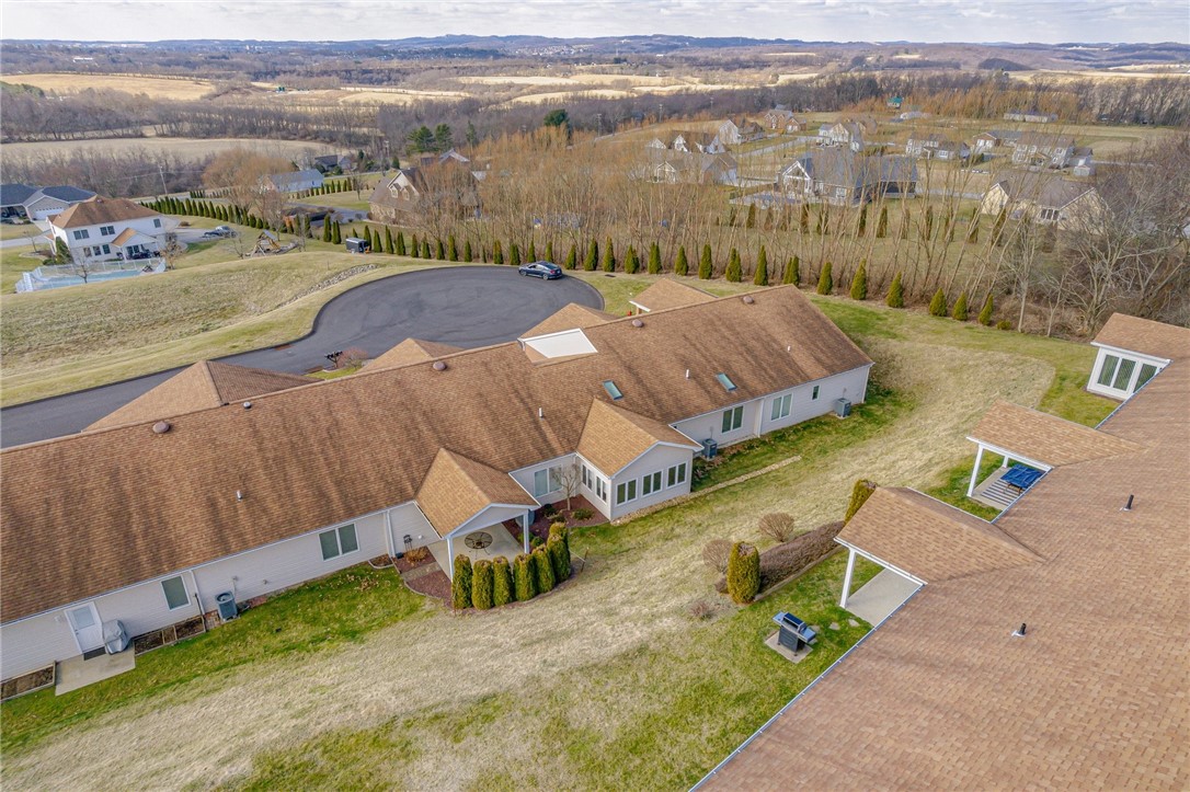 922 Summerview Ln
