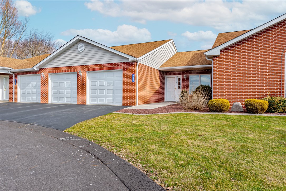 922 Summerview Ln