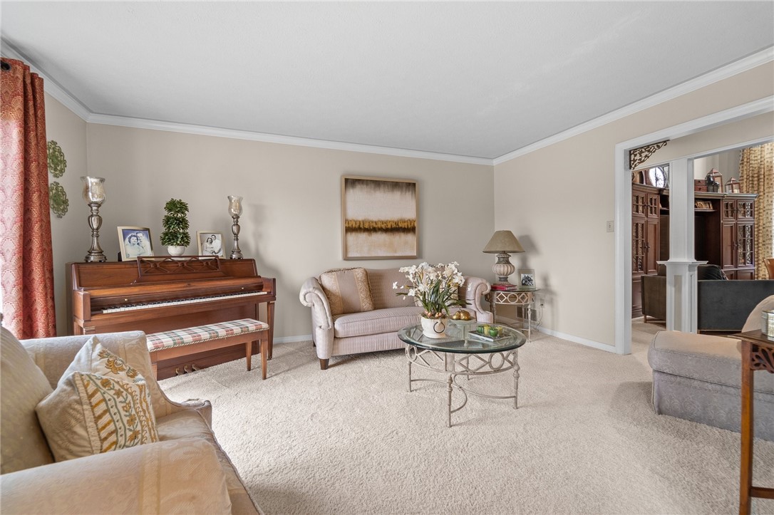 5698 Aiken Rd