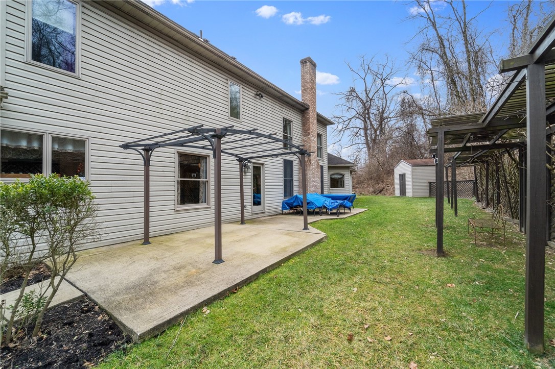 5698 Aiken Rd