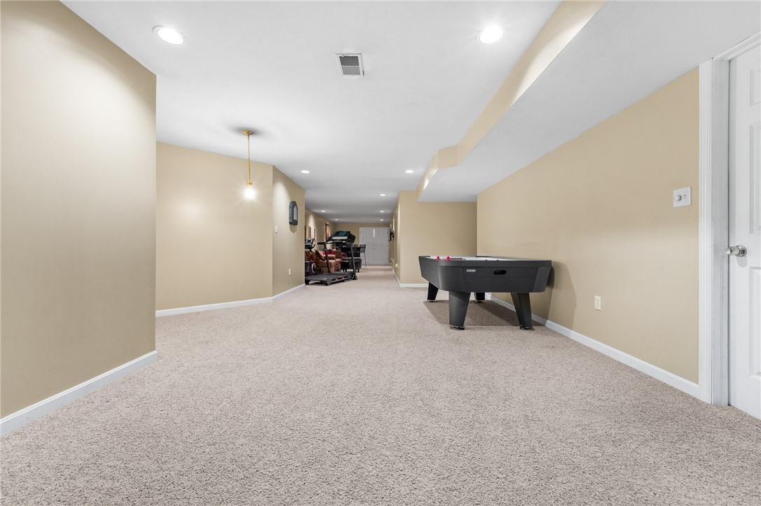 5698 Aiken Rd