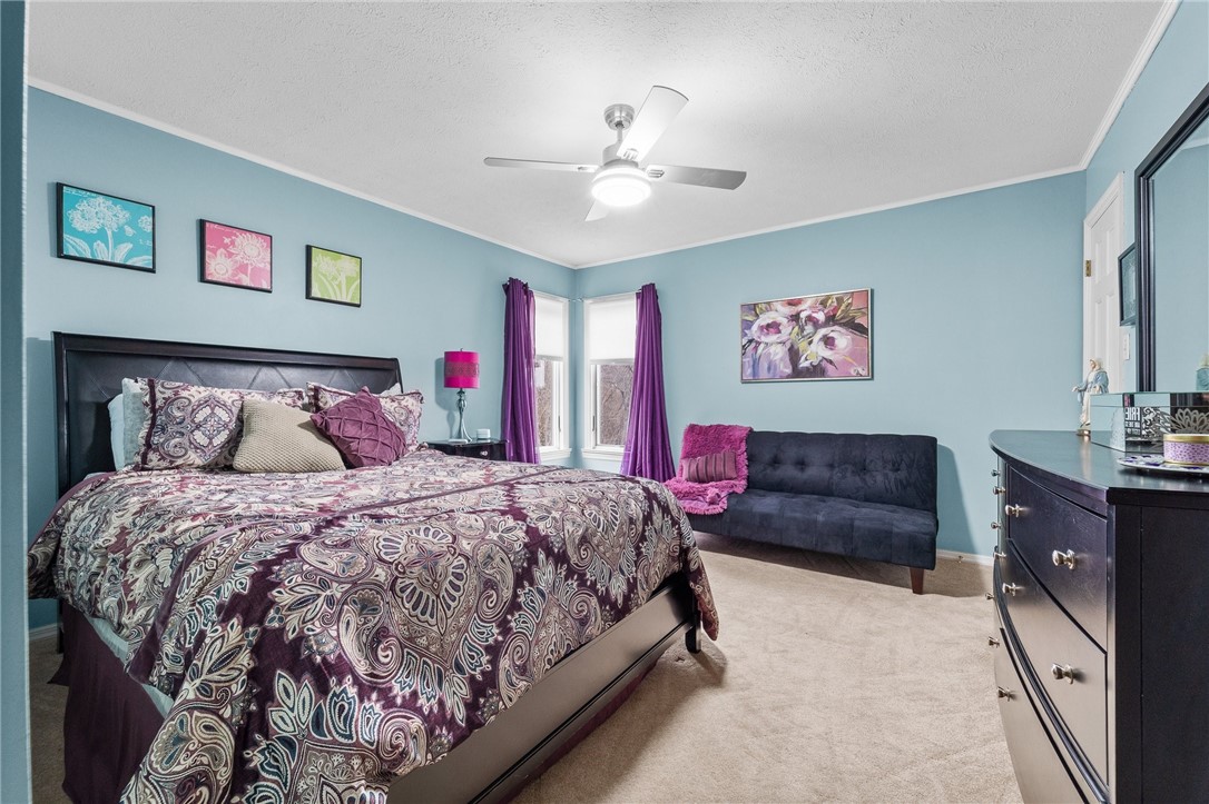 5698 Aiken Rd