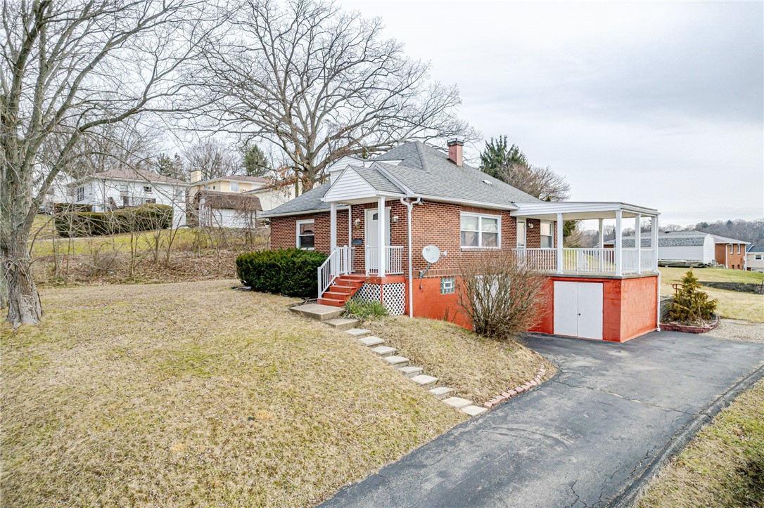 1059 Summit Dr