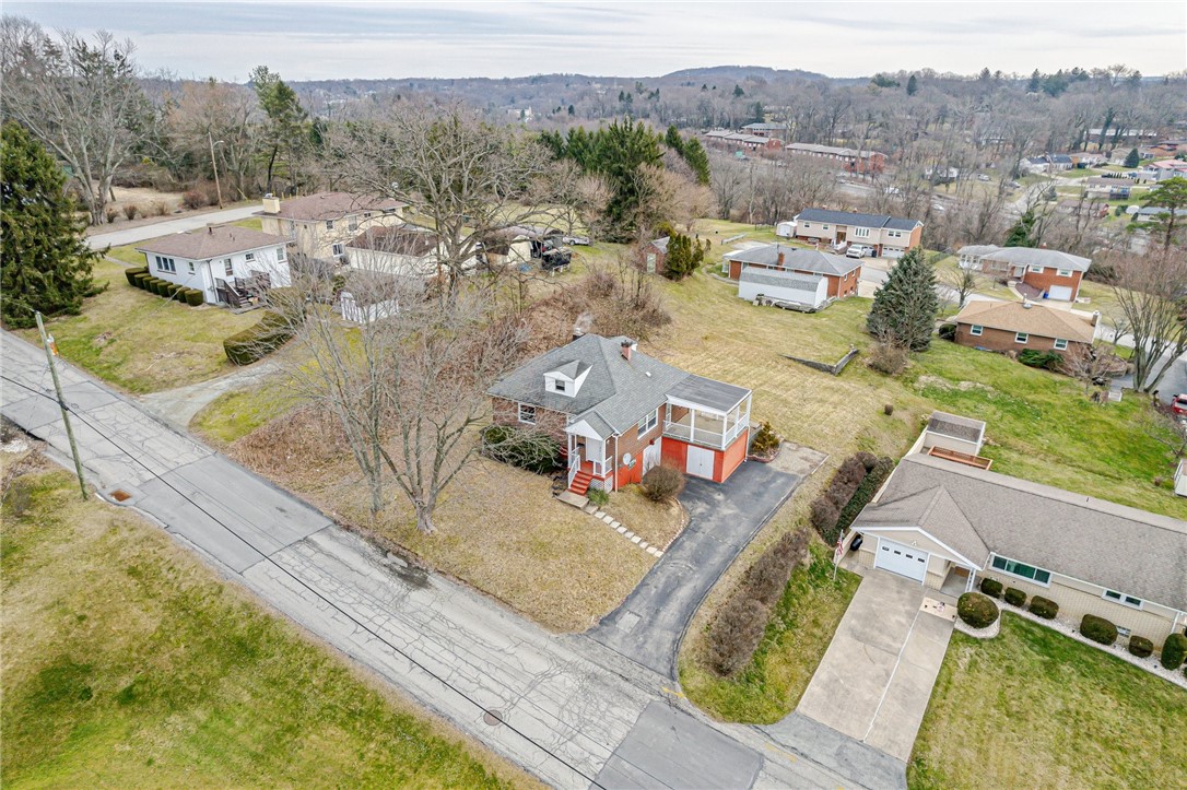 1059 Summit Dr
