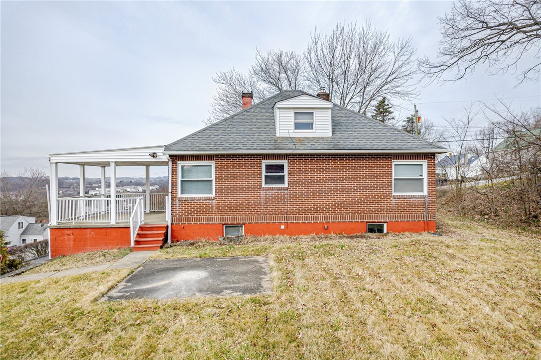 1059 Summit Dr