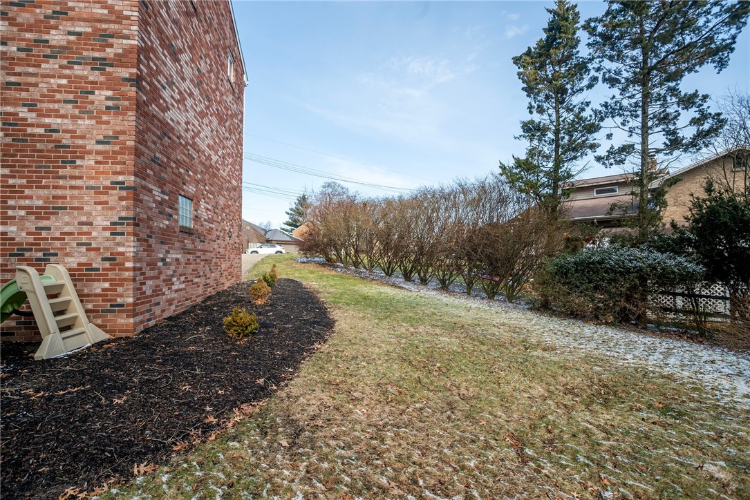 133 Rhodes Ave
