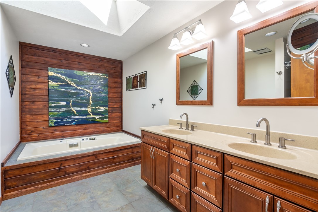 2640 Lansdale Dr
