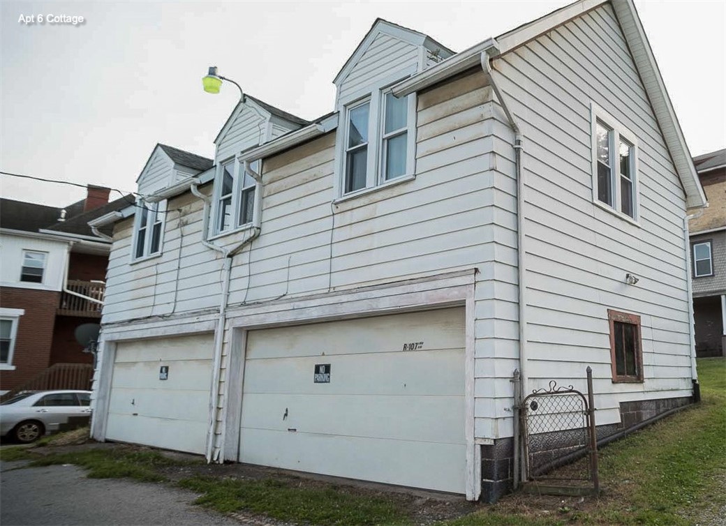 107 Arch Ave