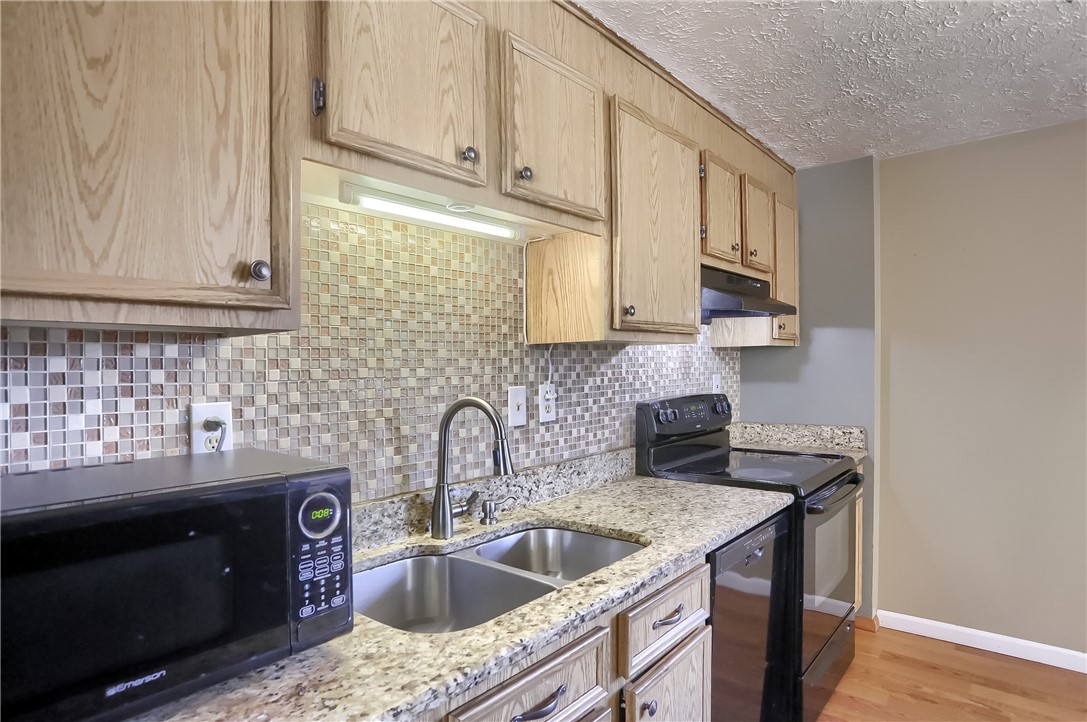 501 Crestwood Court