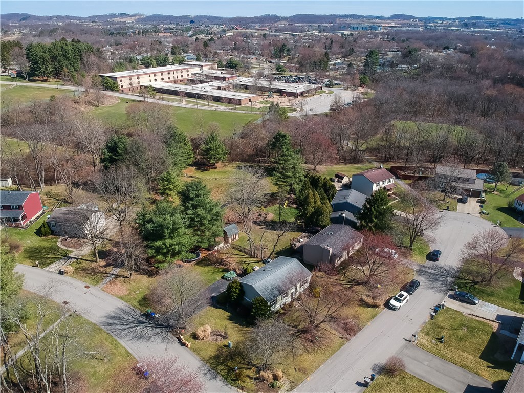 501 Crestwood Court