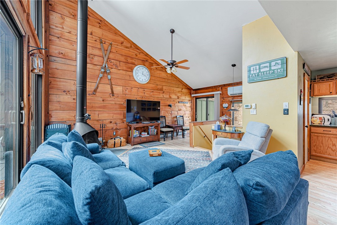 63 Valley View