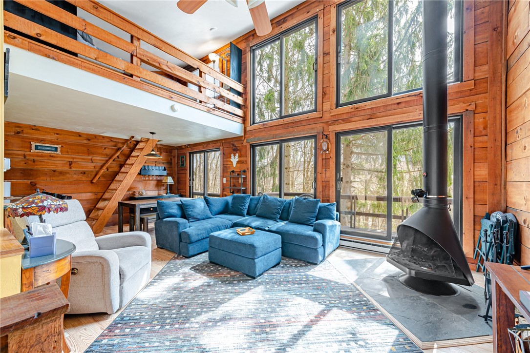 63 Valley View