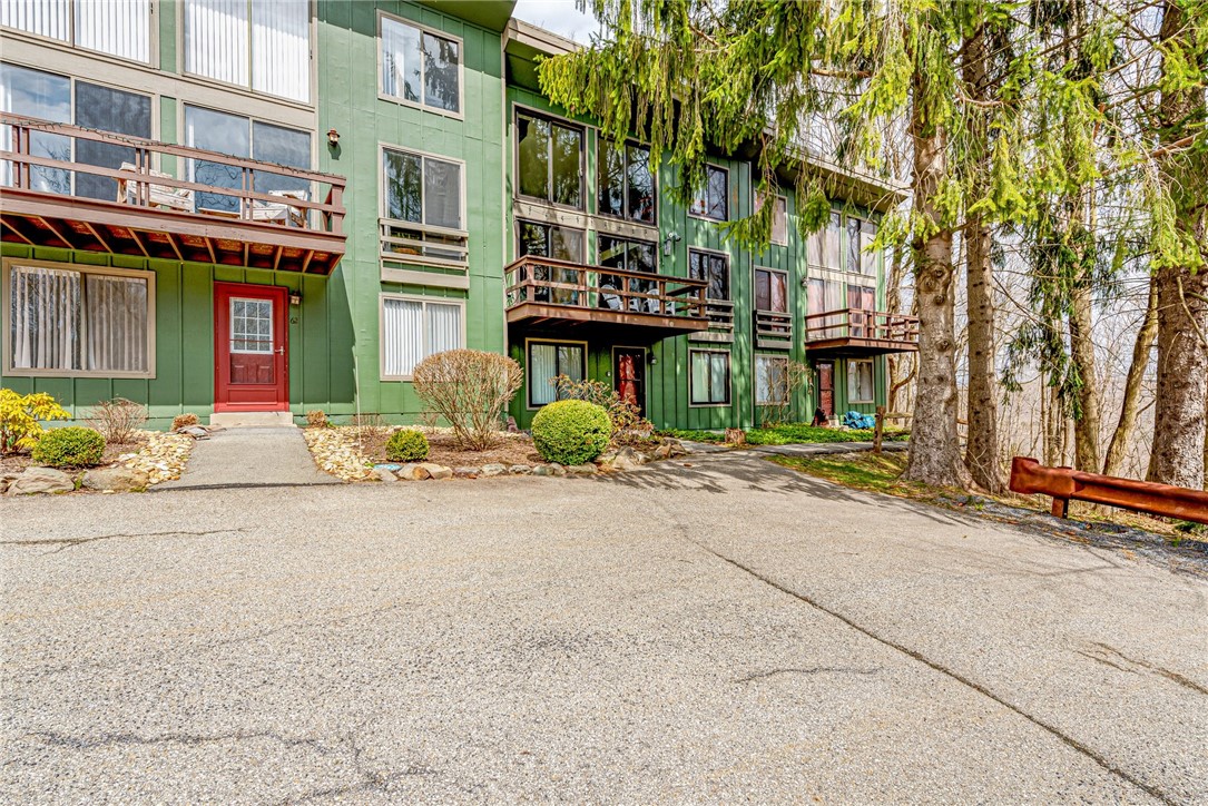 63 Valley View