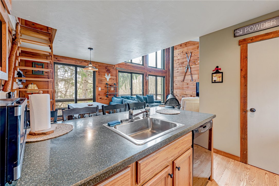 63 Valley View